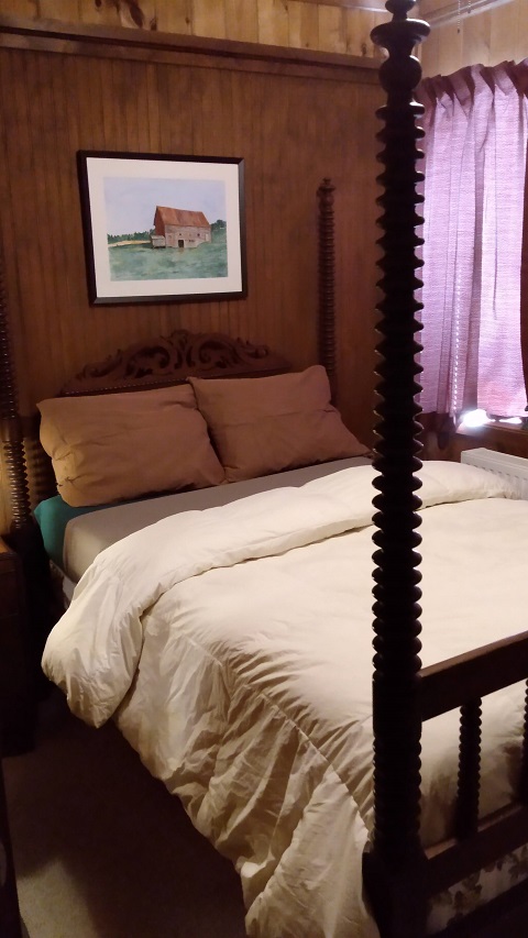 Middle Room 1